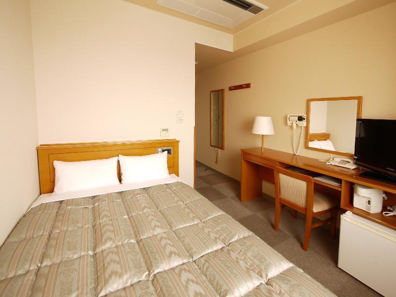 Hotel Route-Inn Yonezawa Ekihigashi Экстерьер фото