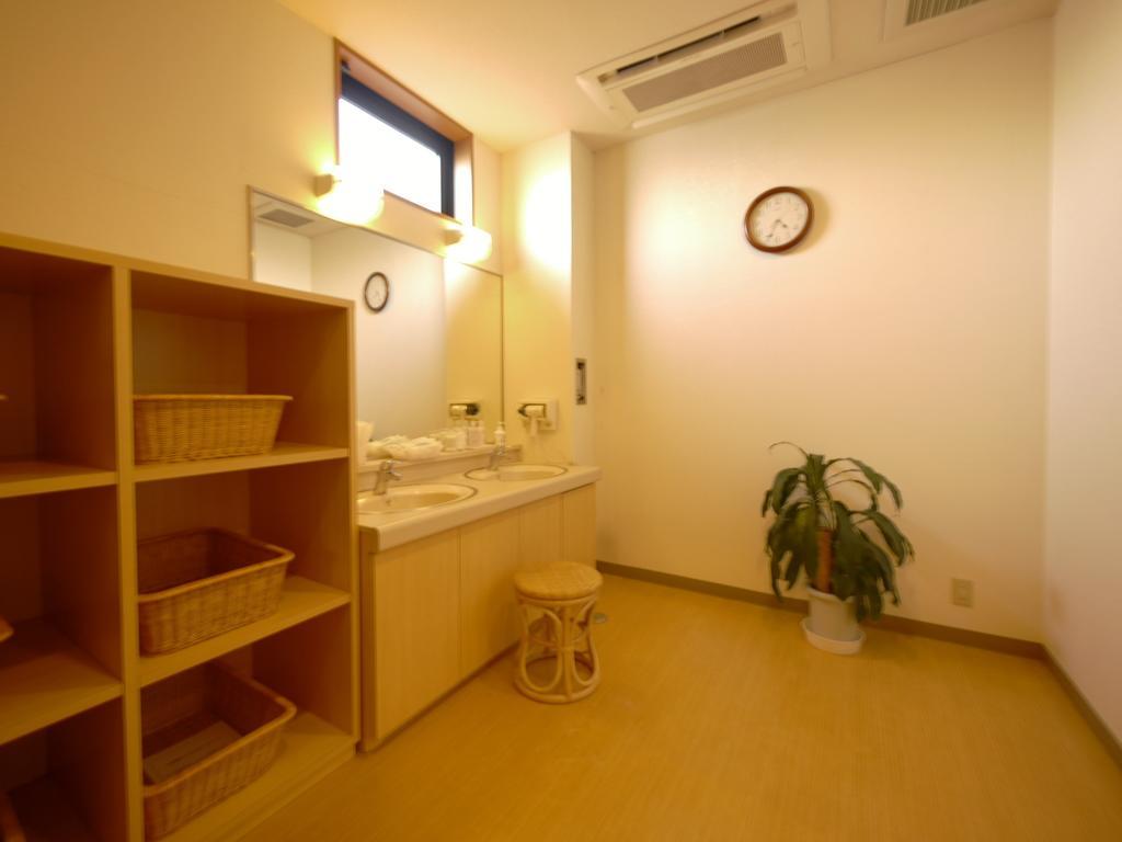 Hotel Route-Inn Yonezawa Ekihigashi Экстерьер фото